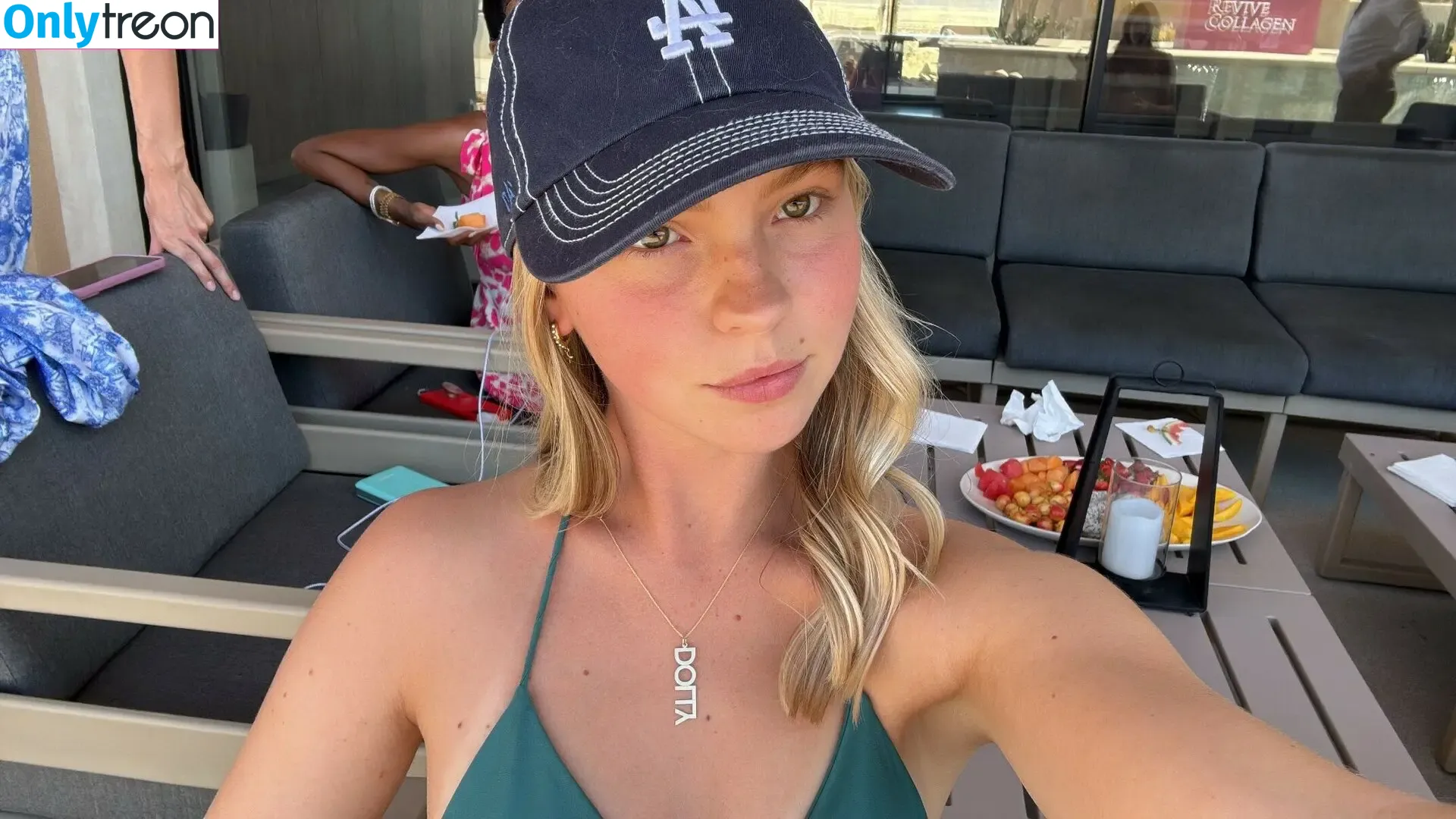 Jordyn Jones nude photo #1033 (jordylee.jones / jordynjones)