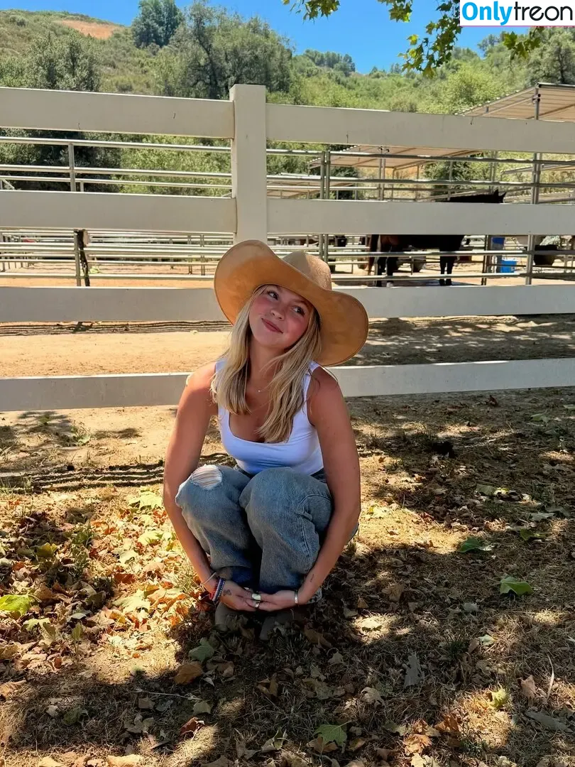 Jordyn Jones nude photo #1050 (jordylee.jones / jordynjones)