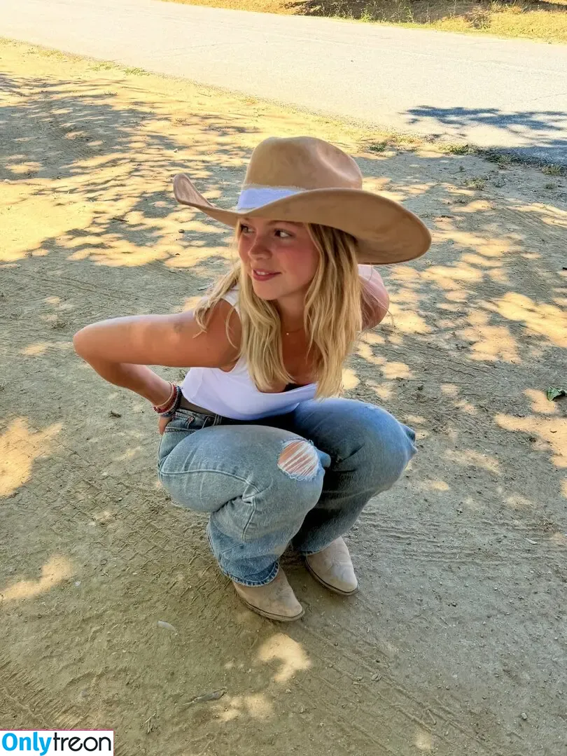 Jordyn Jones nude photo #1051 (jordylee.jones / jordynjones)