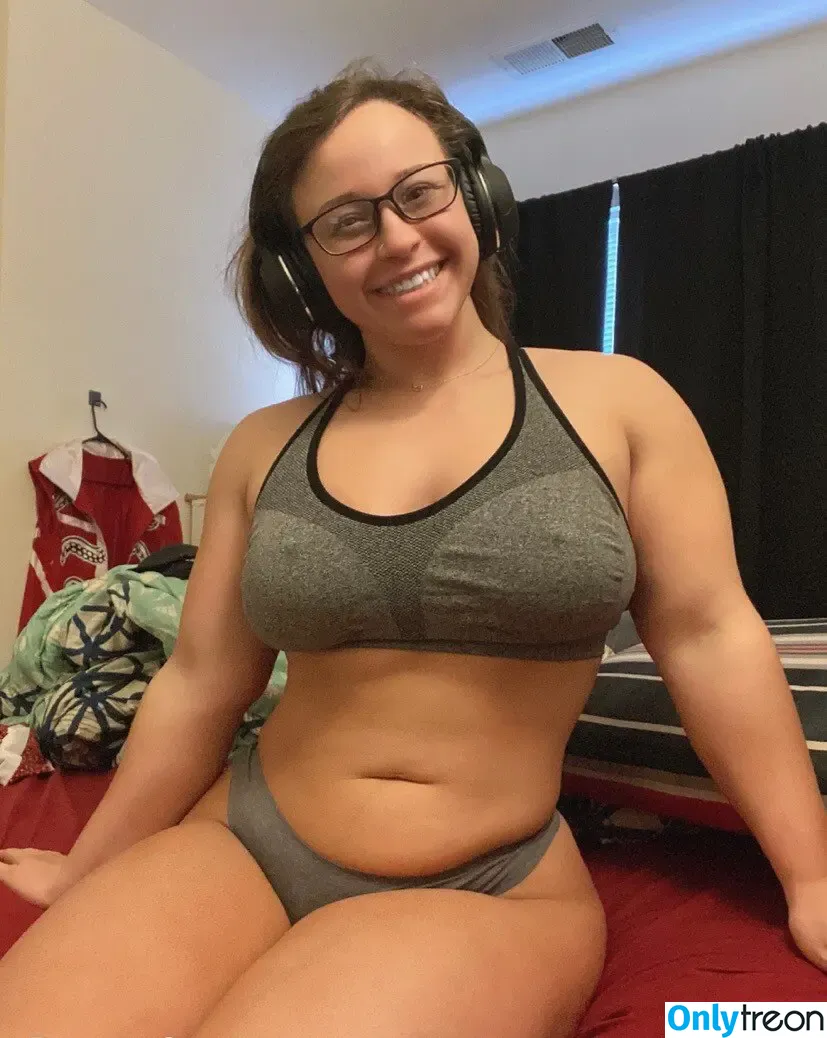 Jordynne Grace nude photo #0059 (jordynnegrace)