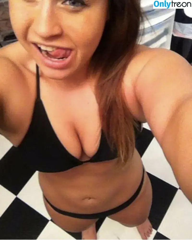 Jordynne Grace nude photo #0360 (jordynnegrace)