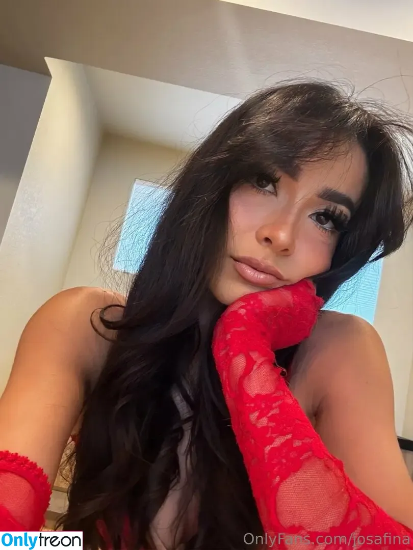 josafina nude photo #0221 (josafina.p)