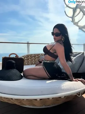 Joseline Hernandez / 