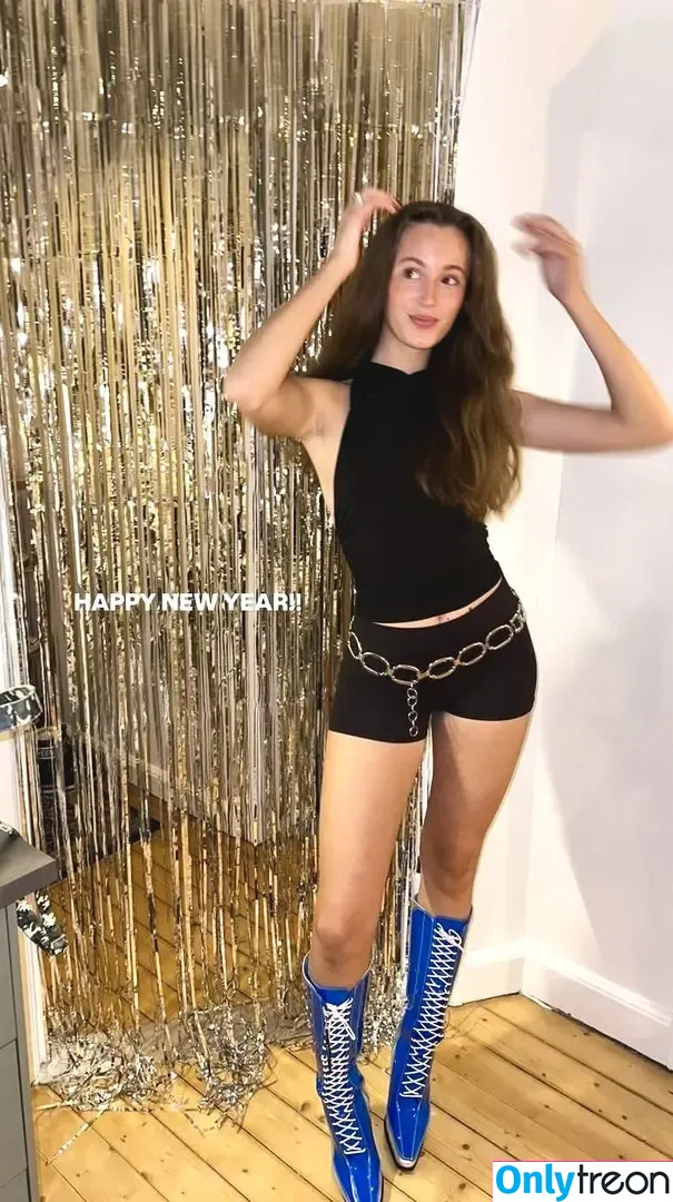 Josephine Chavarria Højbjerg nude photo #0004 (Tinka / josephinehoejbjerg)