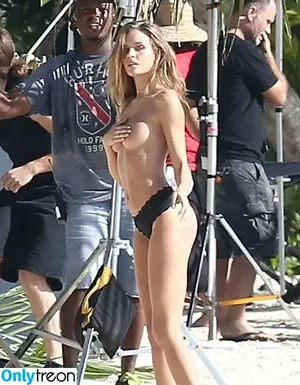 Josephine Skriver / josephineskriver nude photo #0001
