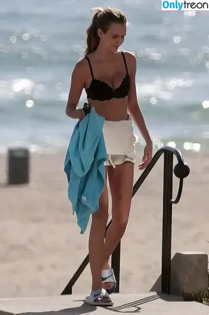 Josephine Skriver / josephineskriver nude photo #0059