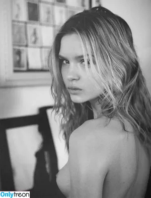 Josephine Skriver / josephineskriver / josephinskriver nude photo #0200