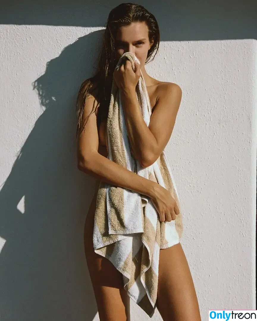 Josephine Skriver nude photo #0720 (josephineskriver / josephinskriver)
