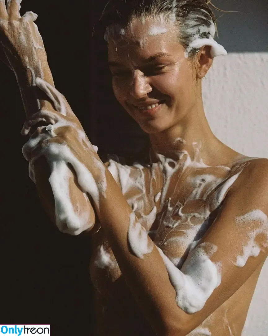 Josephine Skriver nude photo #0734 (josephineskriver / josephinskriver)