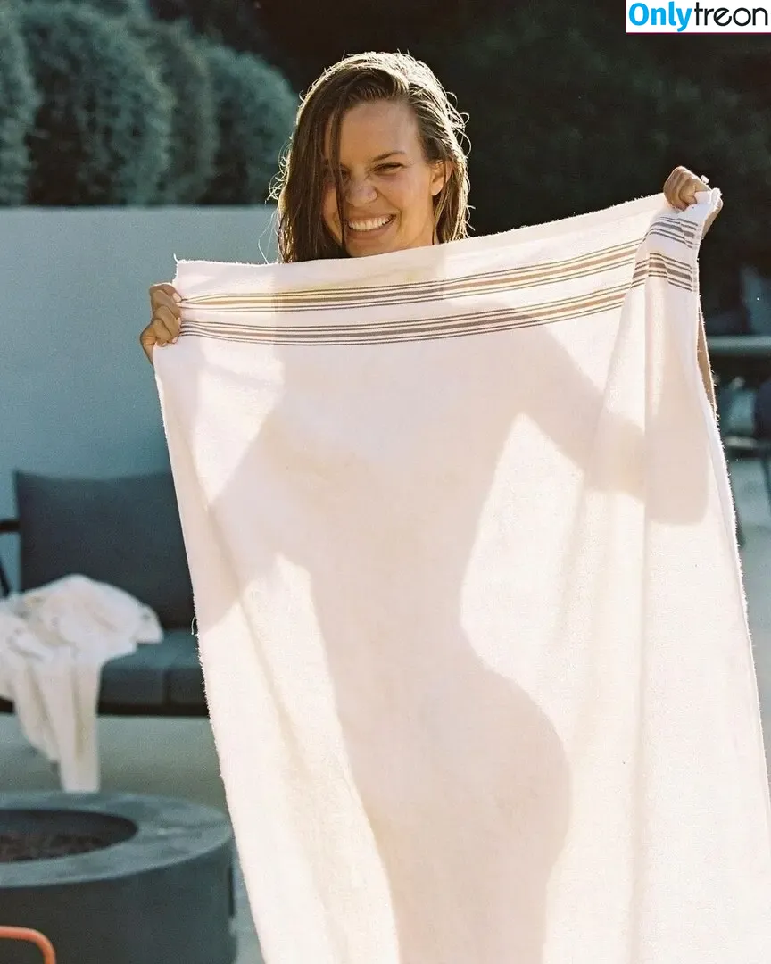 Josephine Skriver nude photo #0820 (josephineskriver / josephinskriver)