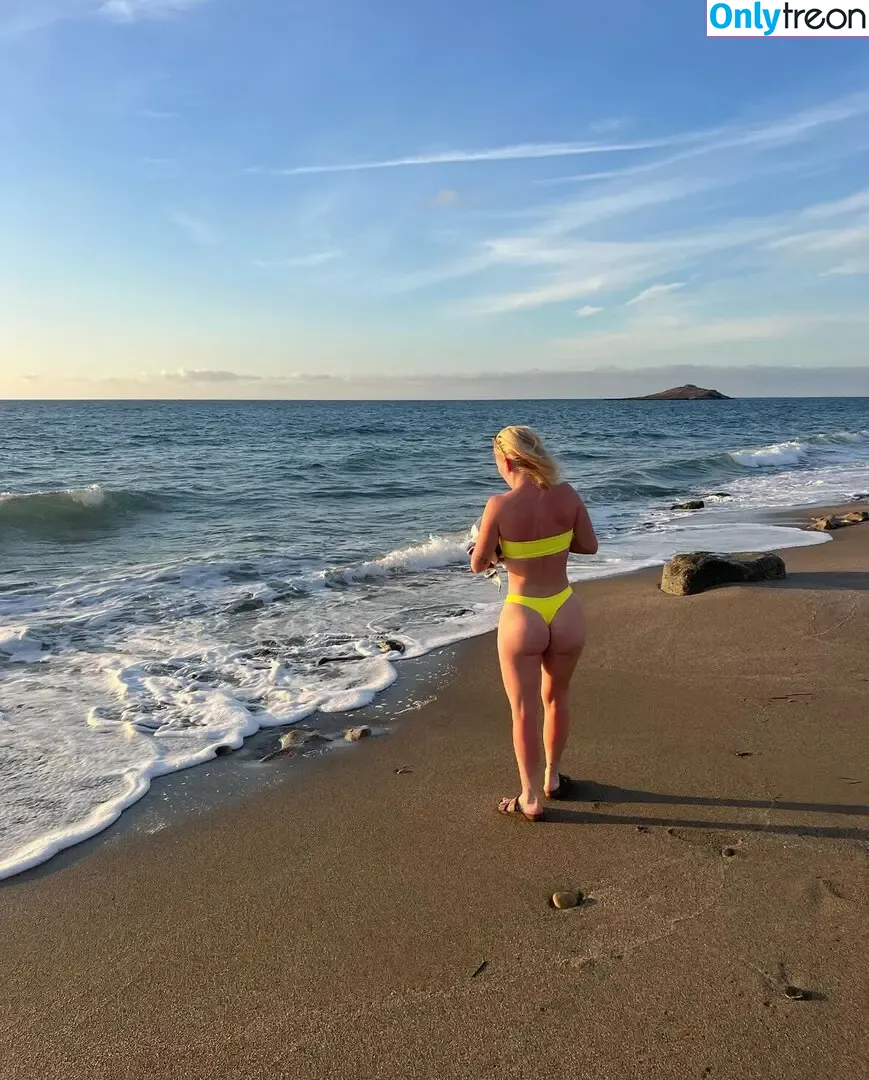 josephinenyborgolsen nude photo #0004 (JosephineSlotNyborgOlsen)
