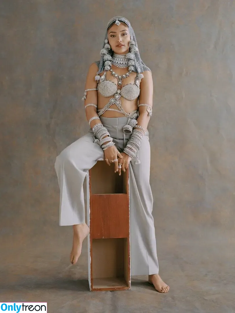 Joy Crookes nude photo #0025 (joycrookes)
