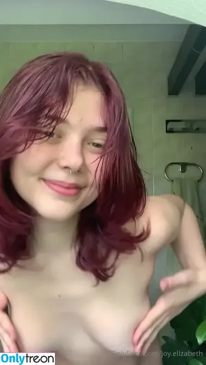 joy.elizabeth / joyfilledwander nude photo #0214