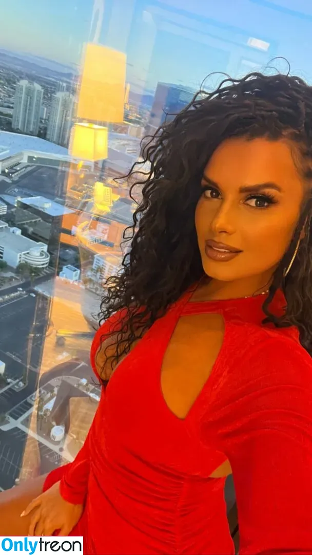 Joy Taylor nude photo #0093 (joyoustaylorjoyfree / joytaylortalks)