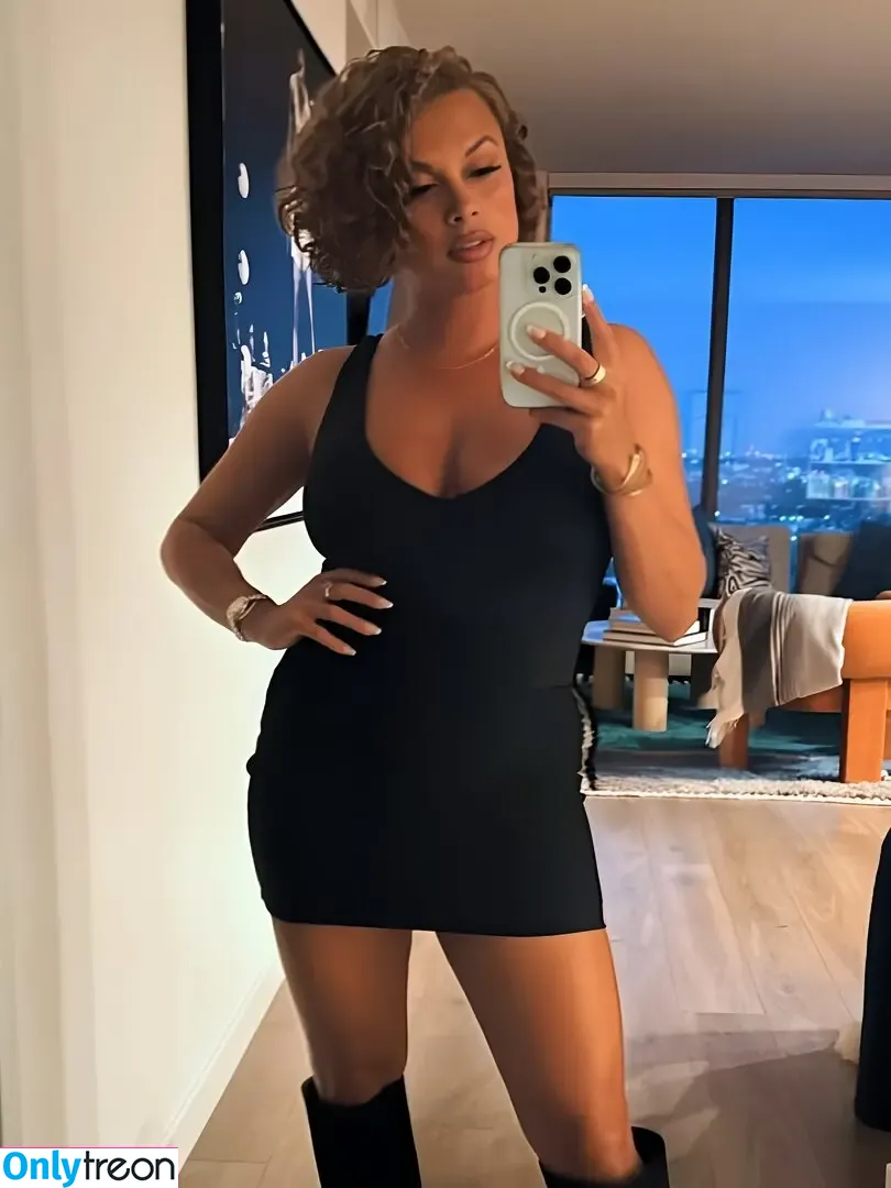 Joy Taylor nude photo #1265 (joyoustaylorjoyfree / joytaylortalks)