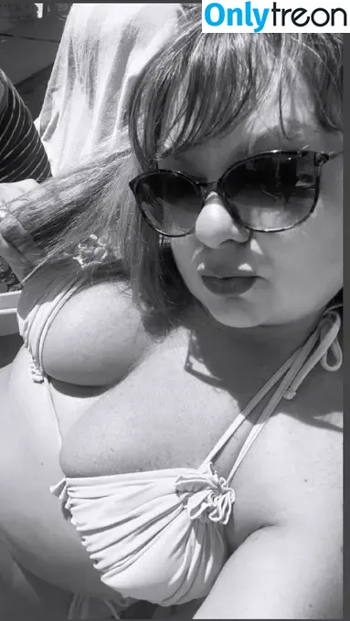 juicy7meeow nude photo #0017 (purringkitten7)