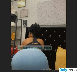 juicyjvapors / lachat_ig nude photo #0031