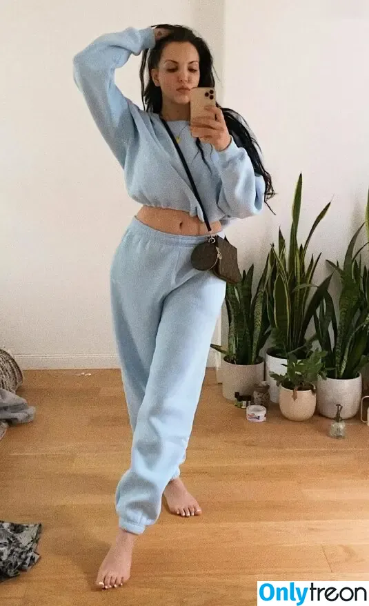 Juju44 nude photo #0008 (jujuvierundvierzig)
