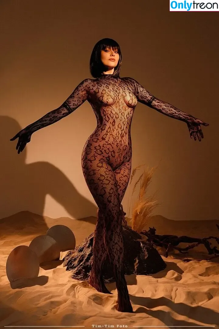 jukcosplay nude photo #0500 (juk_cosplay)