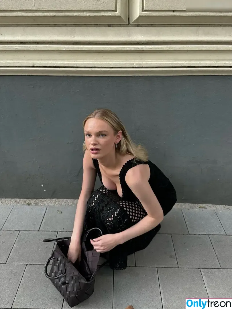 Julemariep nude photo #0068 (Julemariep)