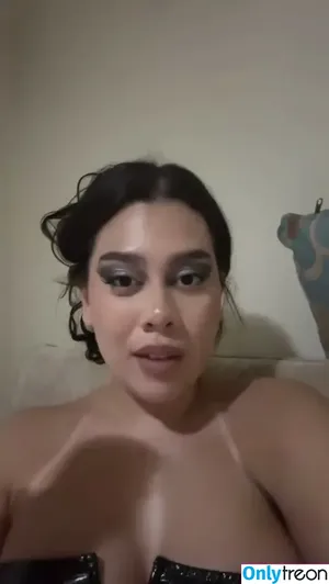 Julia Alvarenga / julinhafuracaoo / kjuliak nude photo #0024