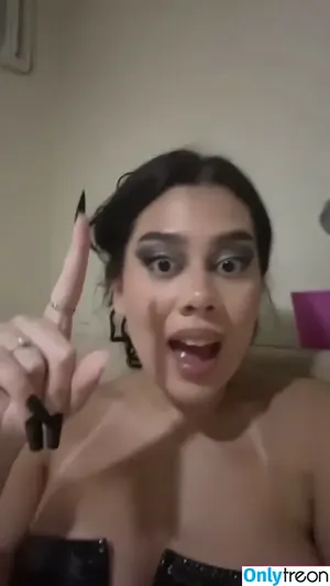 Julia Alvarenga / julinhafuracaoo / kjuliak nude photo #0029