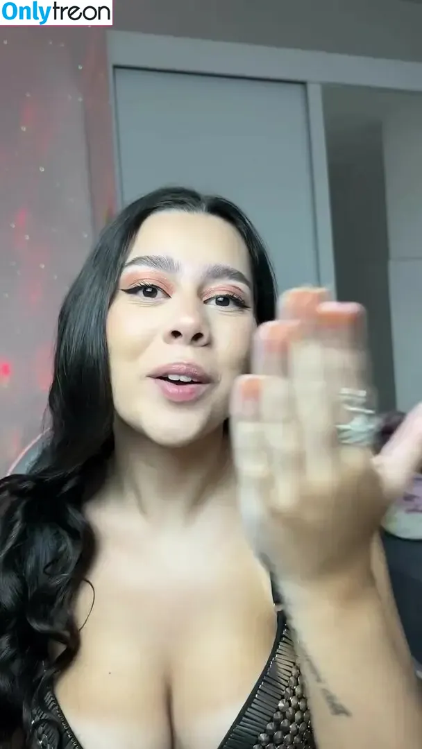 Julia Alvarenga nude photo #0083 (julinhafuracaoo / kjuliak)
