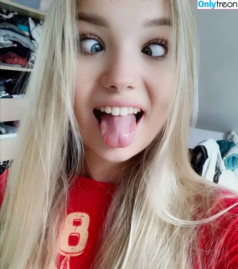 Julia Beautx nude photo #0267 (juliabeautx)