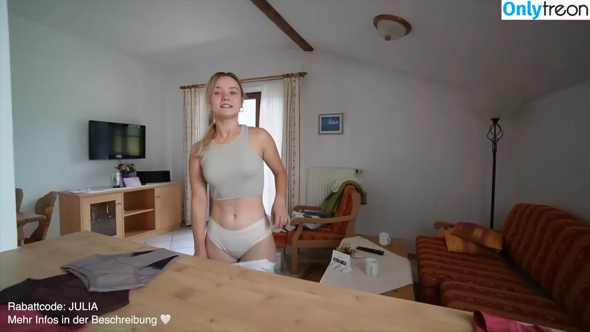 Julia Beautx nude photo #0291 (juliabeautx)