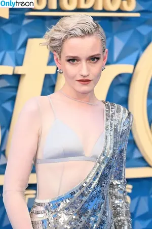 Julia Garner / juliagarnerofficial / ztyg_29 nude photo #0211