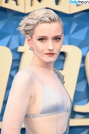 Julia Garner / juliagarnerofficial / ztyg_29 nude photo #0218