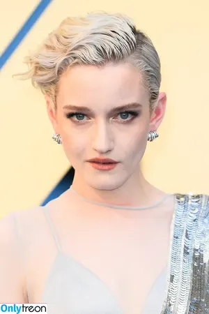 Julia Garner / juliagarnerofficial / ztyg_29 nude photo #0230