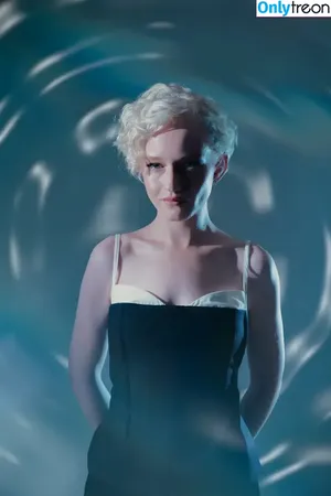 Julia Garner / juliagarnerofficial / ztyg_29 nude photo #0241