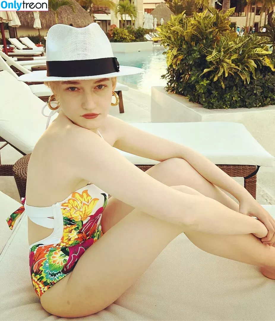 Julia Garner nude photo #0092 (juliagarnerofficial / ztyg_29)