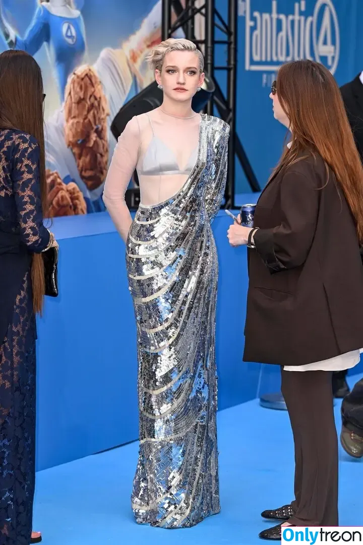 Julia Garner nude photo #0215 (juliagarnerofficial / ztyg_29)