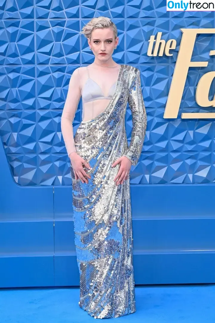 Julia Garner nude photo #0220 (juliagarnerofficial / ztyg_29)
