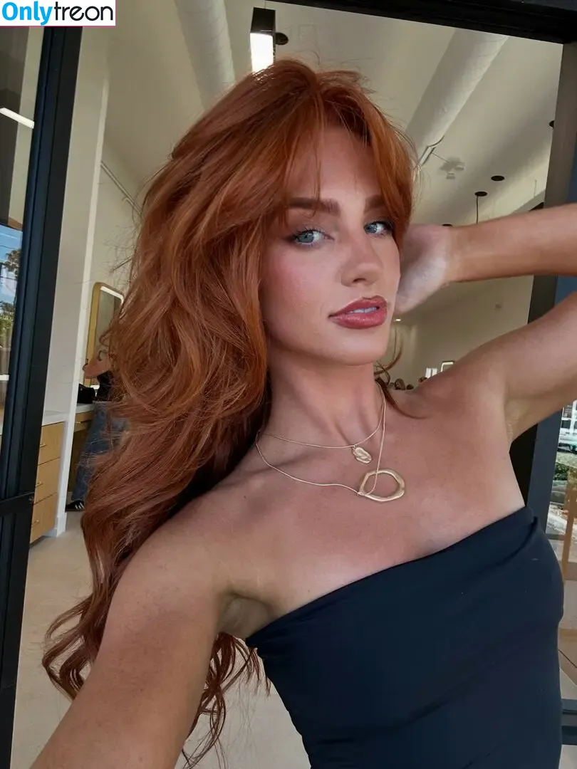 Julia Hatch nude photo #0061 (julia.hatchh)