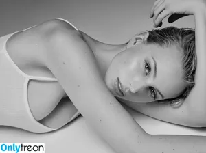 Julia Jansen / kidroeckchen nude photo #0007