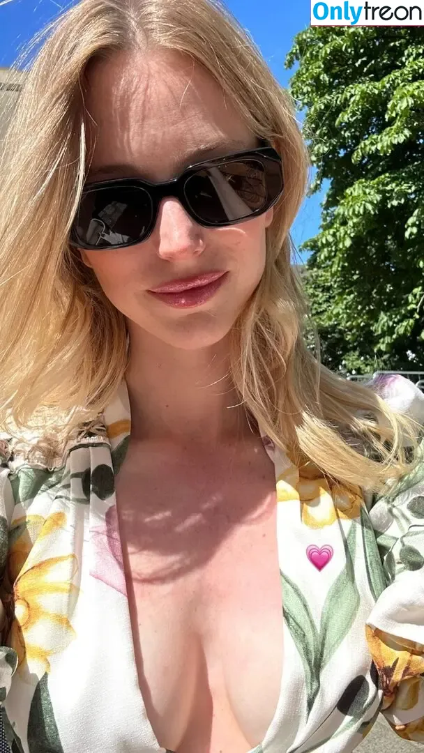 Julia Jansen nude photo #0012 (kidroeckchen)