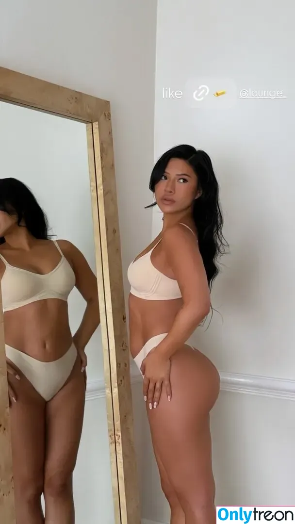 Julia Kelly nude photo #0093 (missjuliakelly)