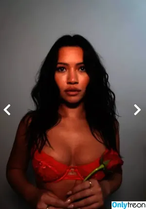 Julia Kelly / missjuliakelly / thesophiakelly nude photo #0006