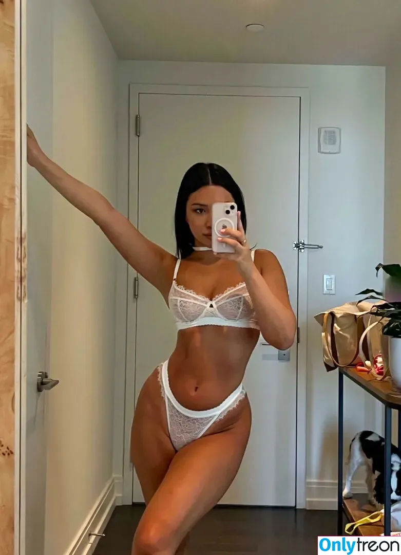 Julia Kelly nude photo #0278 (missjuliakelly / thesophiakelly)