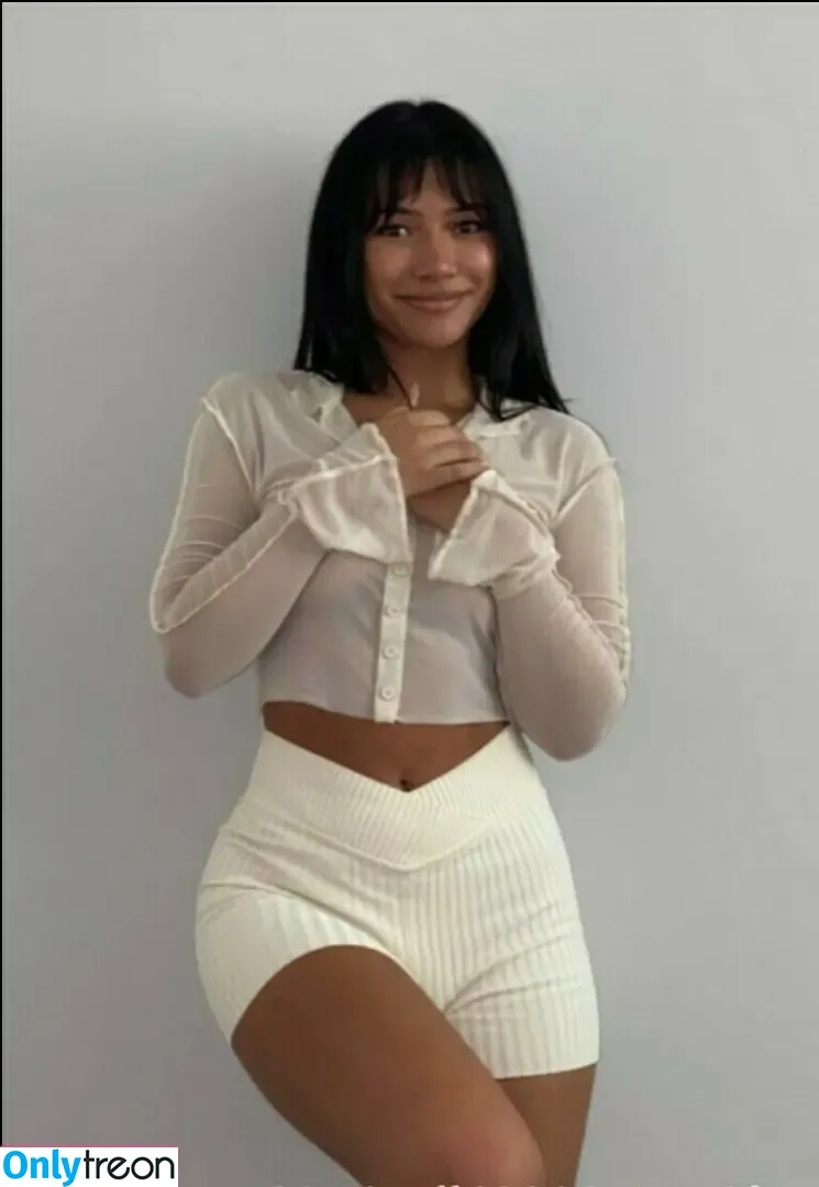 Julia Kelly nude photo #0324 (missjuliakelly / thesophiakelly)