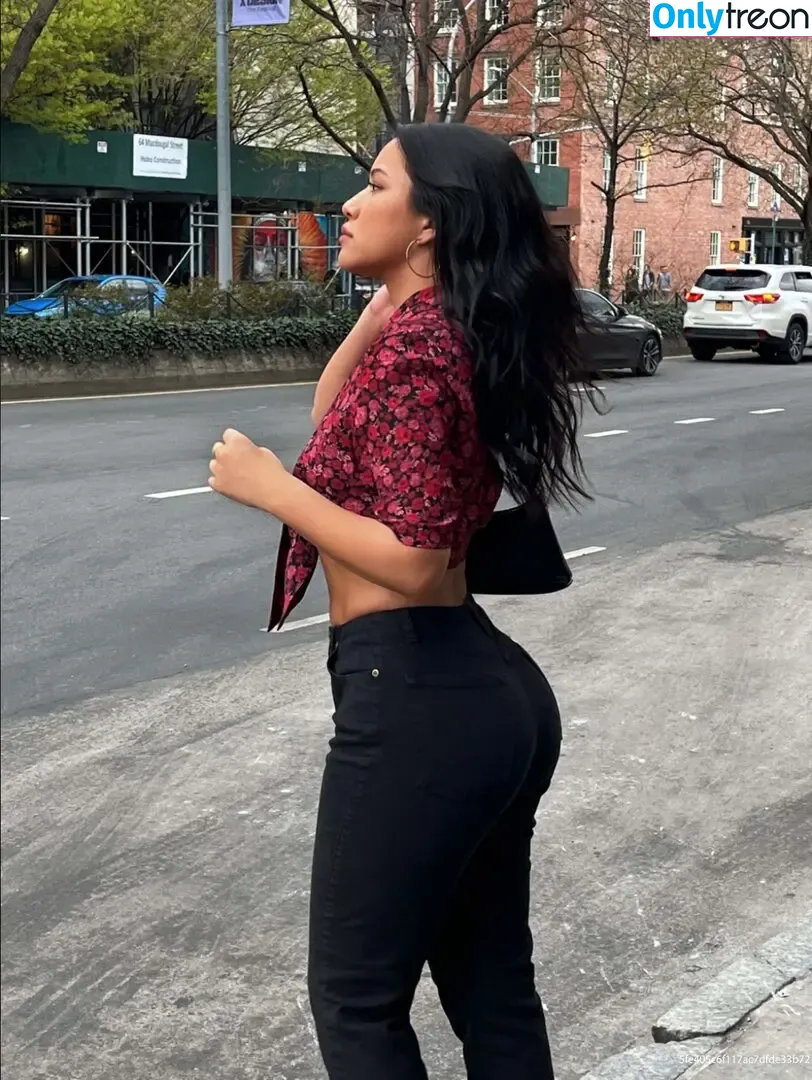 Julia Kelly nude photo #0341 (missjuliakelly / thesophiakelly)