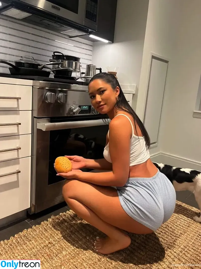 Julia Kelly nude photo #0382 (missjuliakelly / thesophiakelly)