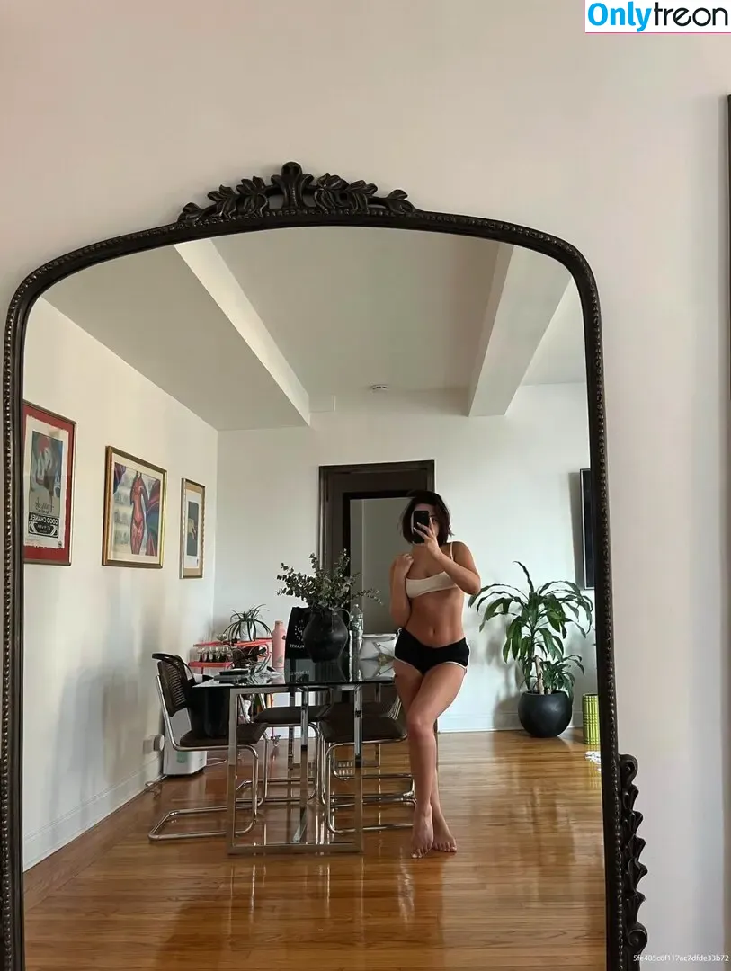 Julia Kelly nude photo #0600 (missjuliakelly / thesophiakelly)