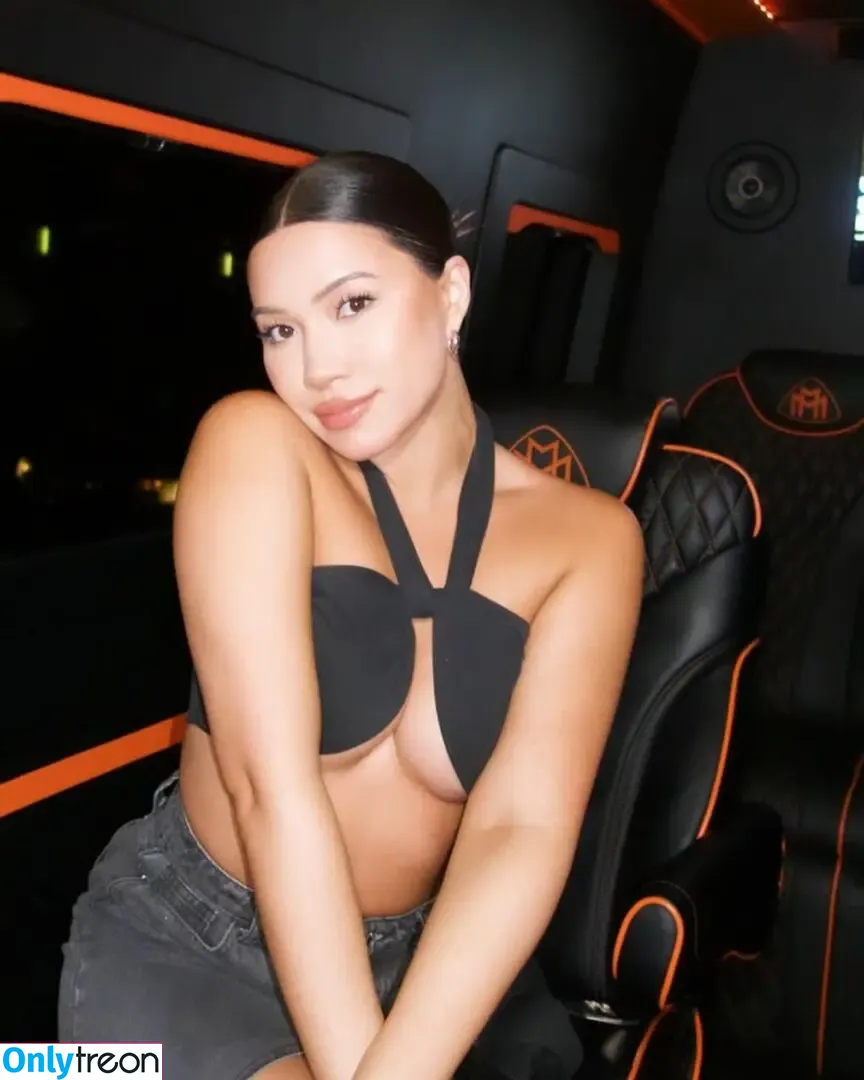 Julia Kelly nude photo #0664 (missjuliakelly / thesophiakelly)