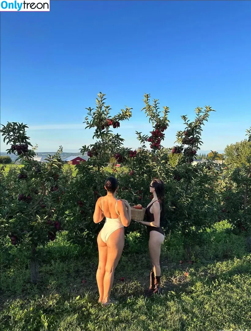 Julia Kelly nude photo #0695 (missjuliakelly / thesophiakelly)
