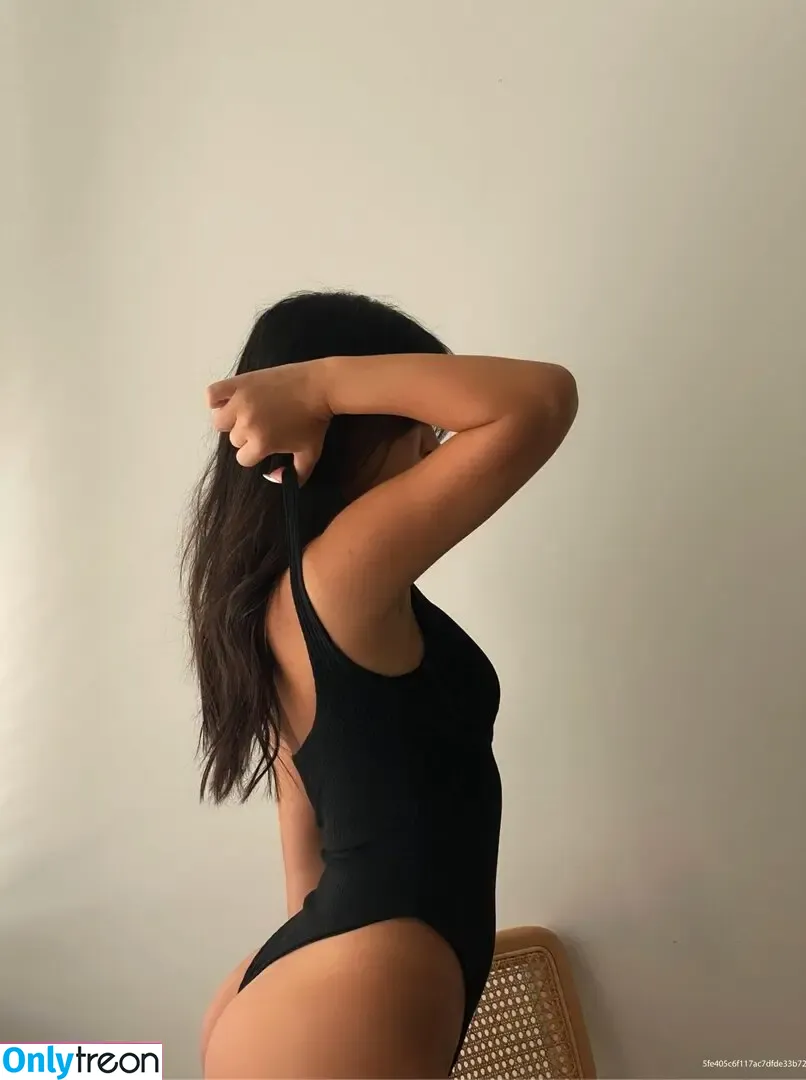 Julia Kelly nude photo #0752 (missjuliakelly / thesophiakelly)