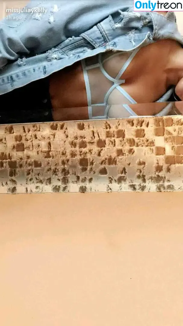 Julia Kelly nude photo #0808 (missjuliakelly / thesophiakelly)